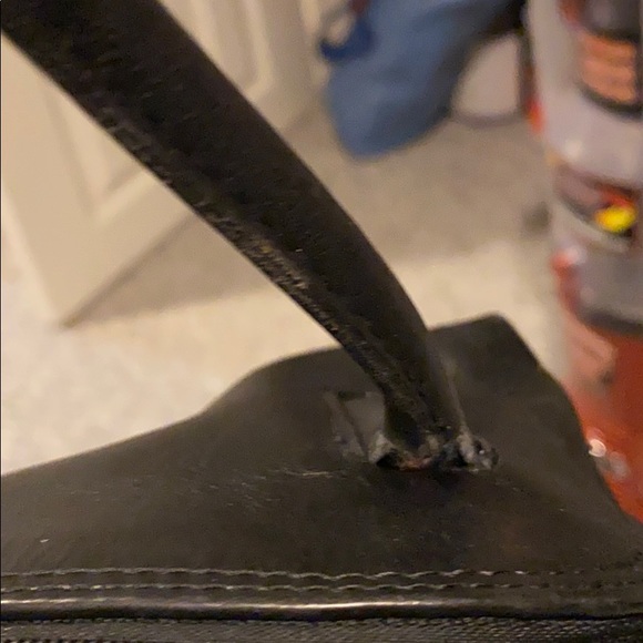 Desmo Italian Leather shoulder bag - Picture 7 of 7